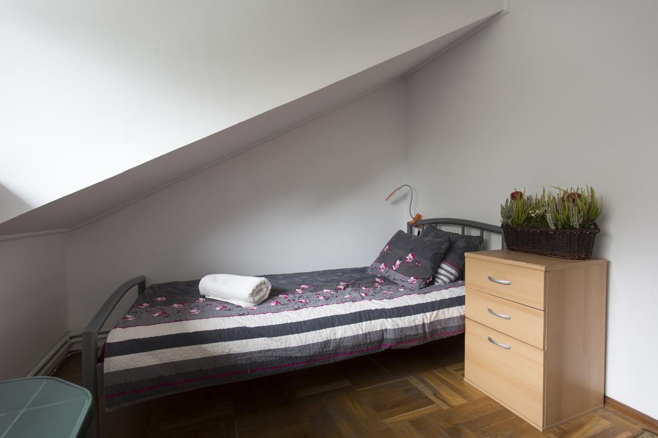 AdMatch Brwinow Rooms Zewnętrze zdjęcie